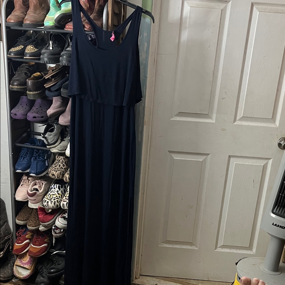 🧚Betsy Johnson Navy Maxi Dress